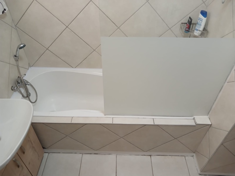 2 Bedroom Property for Sale in Wilgehof Free State